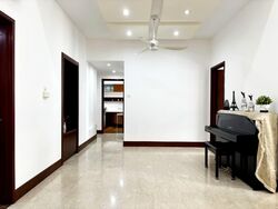 Seletaris (D27), Condominium #564139151